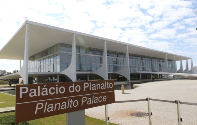 Governo exonera chefe de redes do Planalto, aliada de Janja; estrategista de João Campos assume o cargo